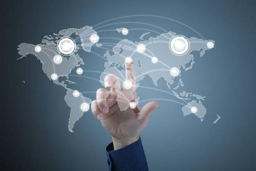 電子商務(wù)與計(jì)算機(jī)技術(shù)開發(fā)的融合 專業(yè)就業(yè)前景分析